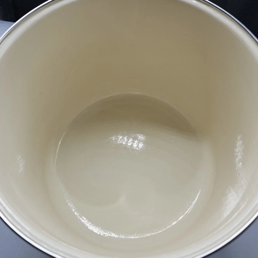 Megaware Cream 9 QT Enameled Stockpot Sauce Pan Pot Gas Electric Induction Spain